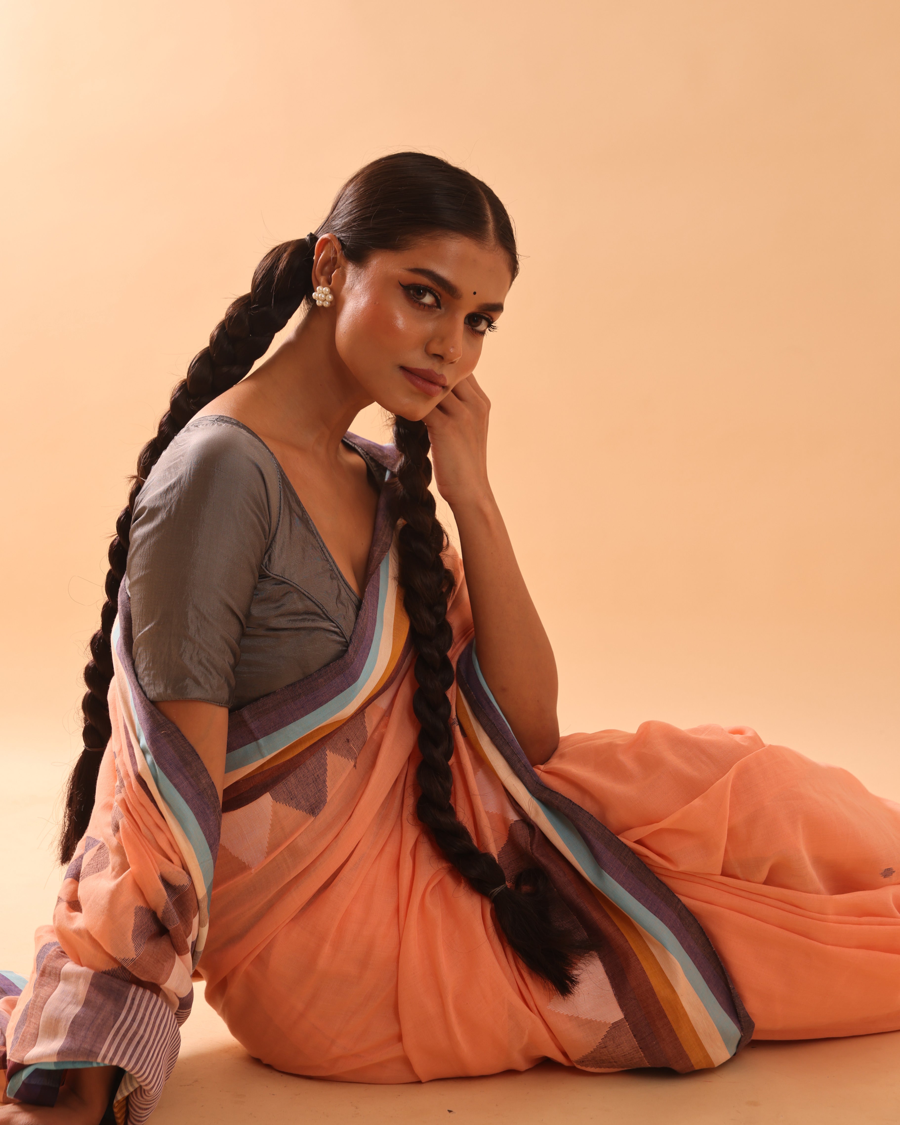 BLOUSON RAMDHANU TEMPLE PAR JAMDANI SAREE