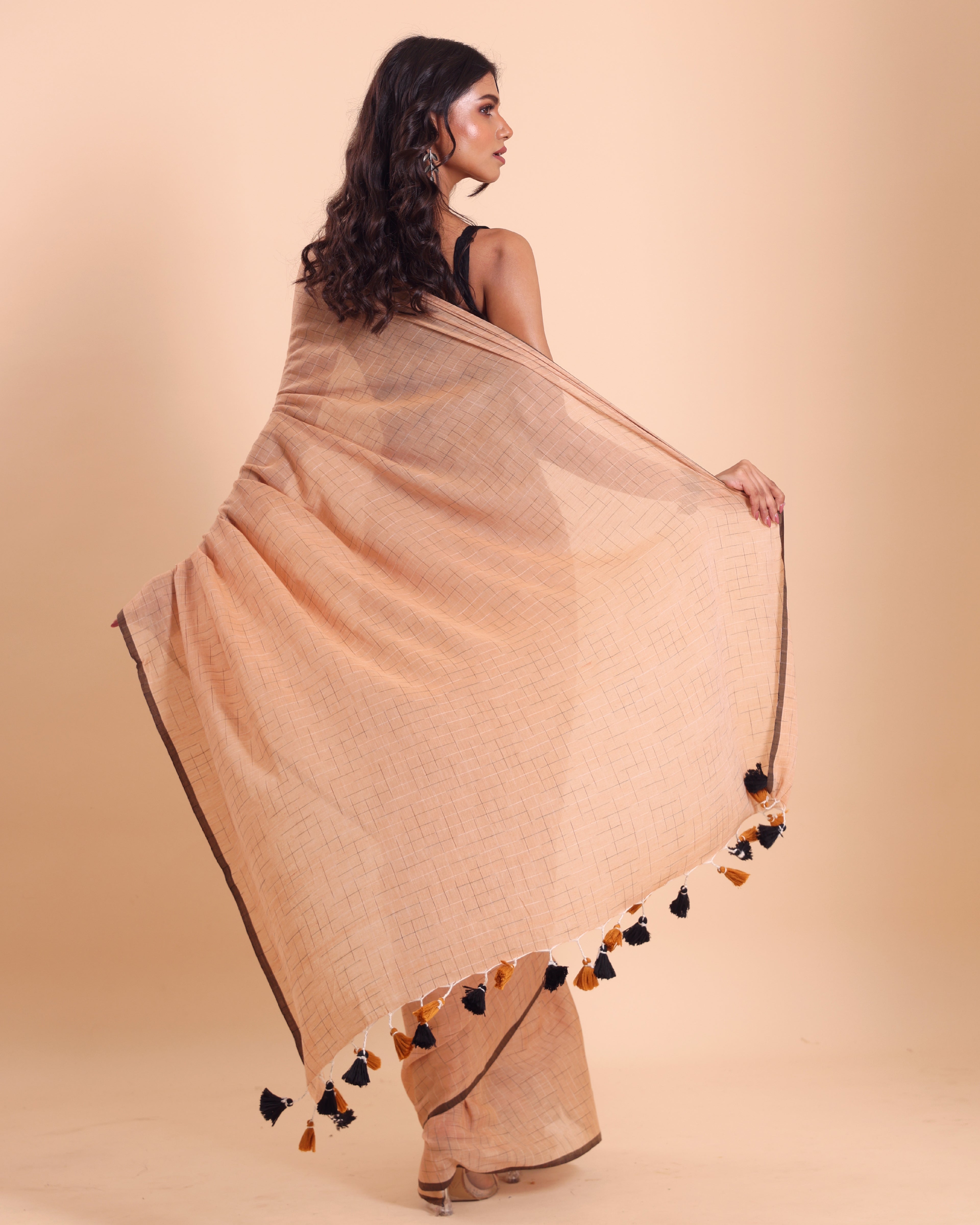 Handloom Malmal Cotton Tie-Dye Saree - Apricot