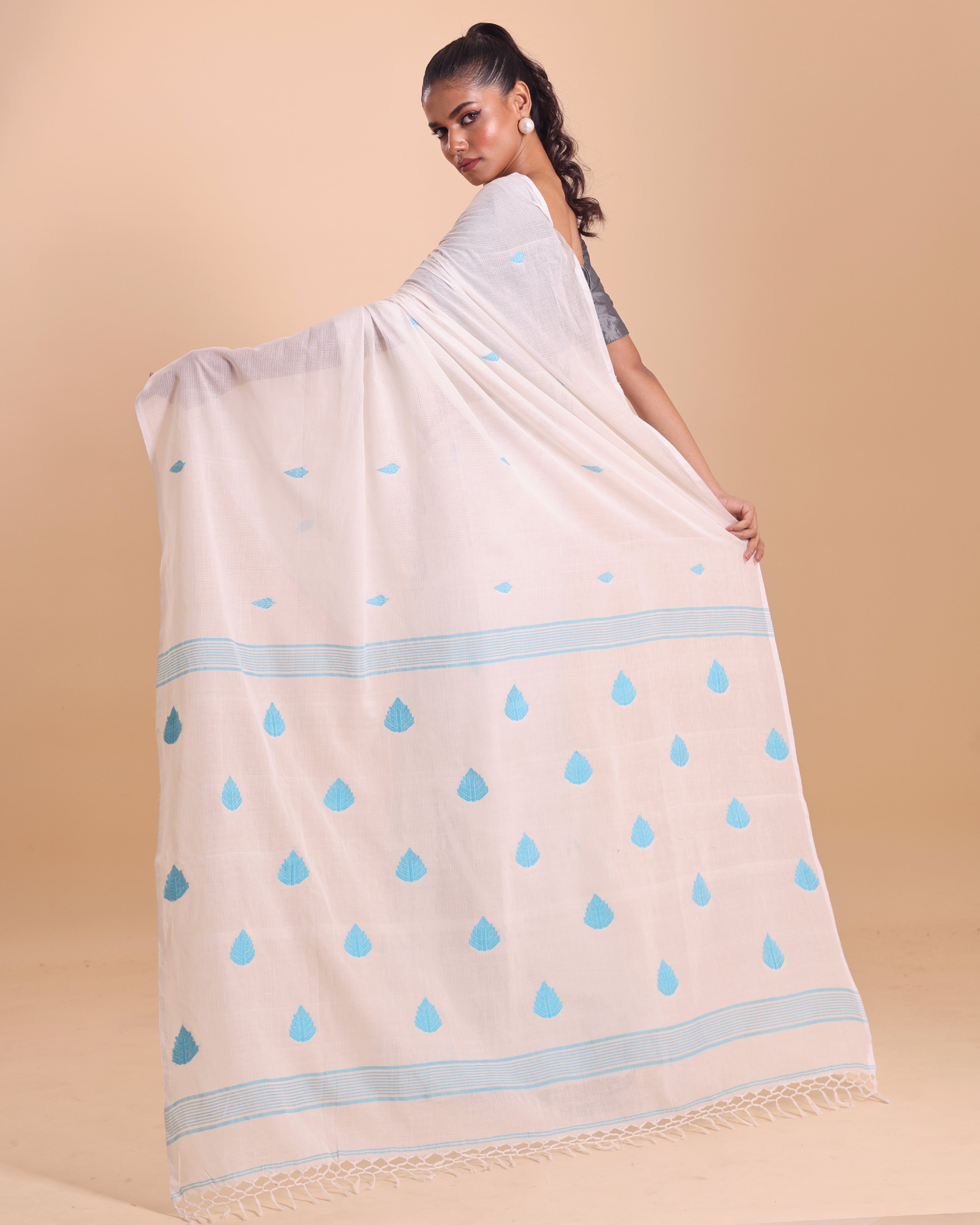 Handloom Cotton Kota Jamdani Saree - White