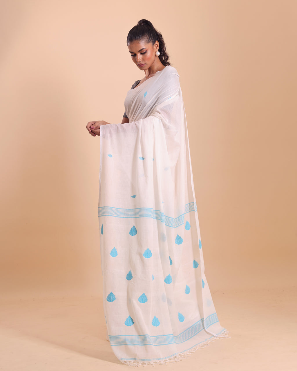 Handloom Cotton Kota Jamdani Saree - White