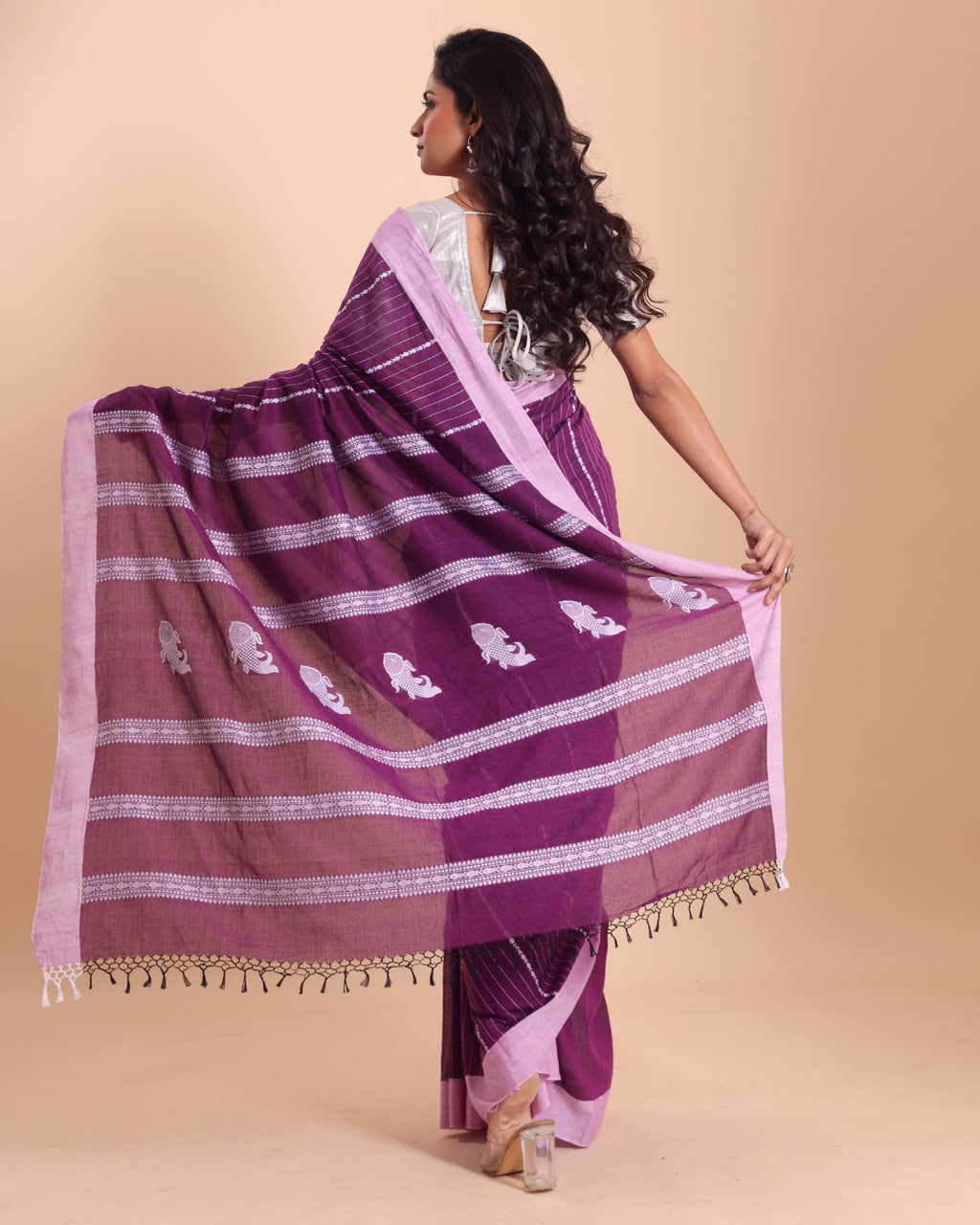 Handloom Fish Chain Jamdani Saree - Purple Orcid