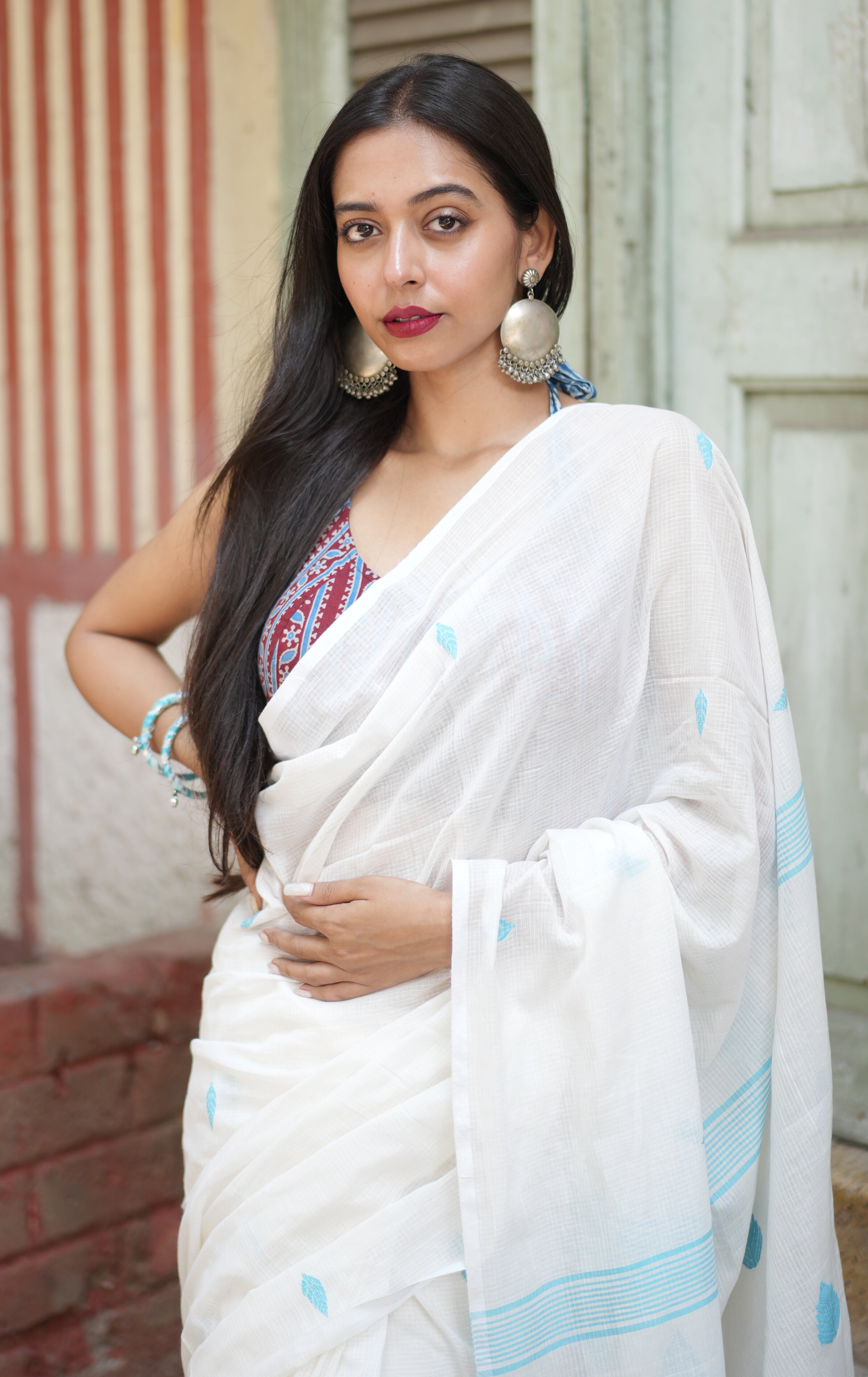 Handloom Cotton Kota Jamdani Saree - White