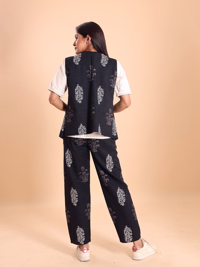 BLOUSON WOMEN COTTON PRINTED SLEEVELESS SHRUG SET