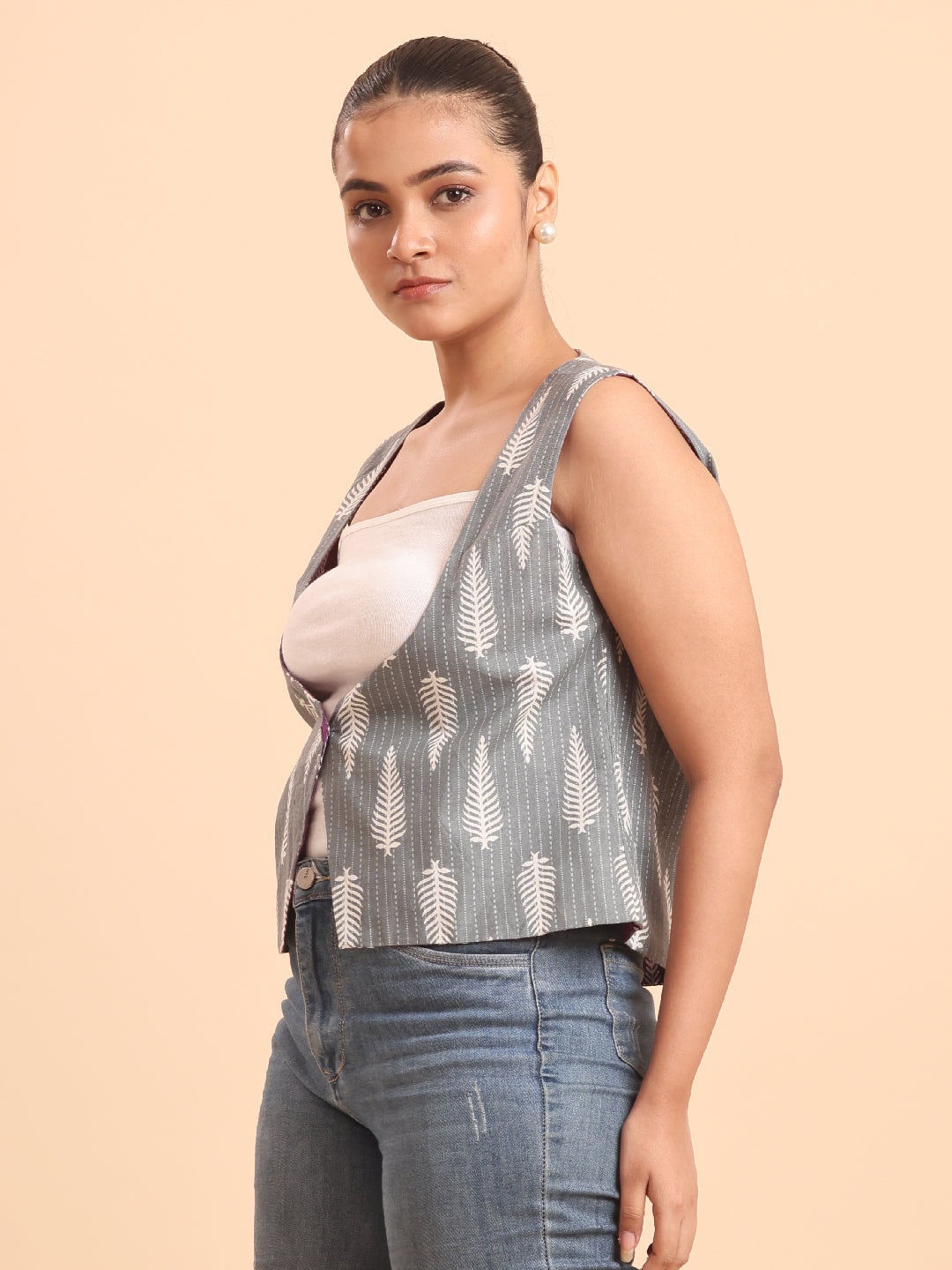 Plum Leaf Print Handloom Cotton Jacket Top- Reversible