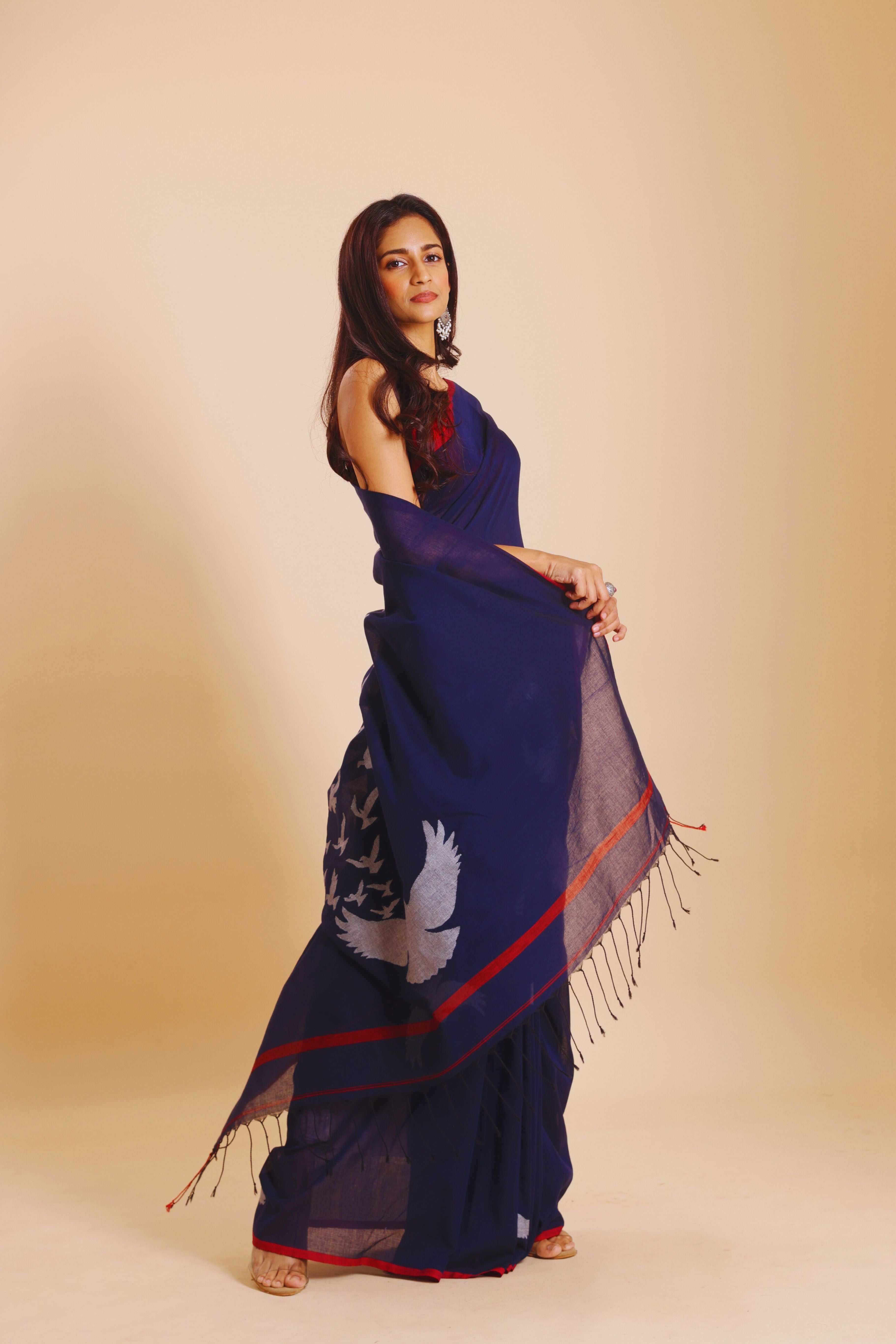 Handloom Cotton Happy Bird Jamdani Saree - Navy