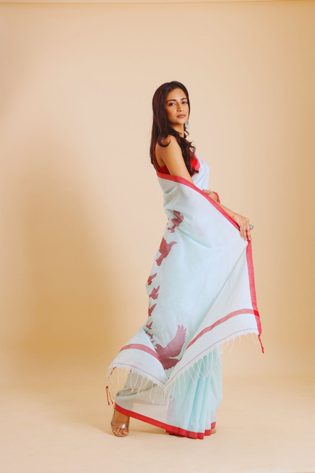 Handloom Cotton Happy Bird Jamdani Saree - Powder Blue