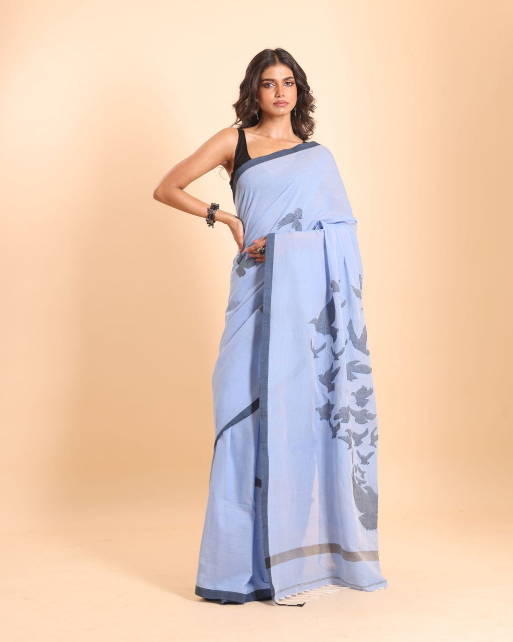Handloom Cotton Happy Bird Jamdani Saree - Glass Blue