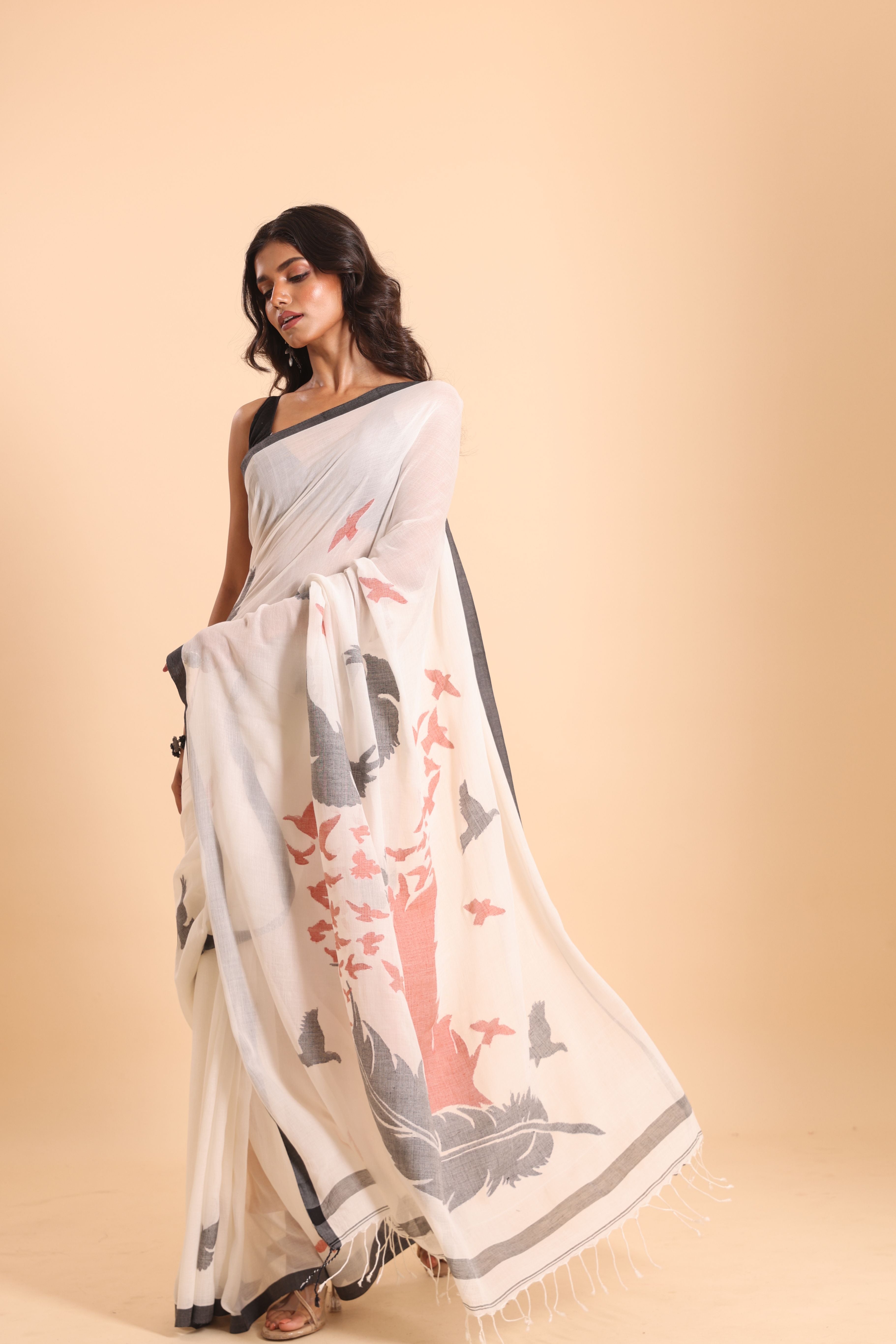 Handloom Cotton Happy Bird Jamdani Saree - Off White