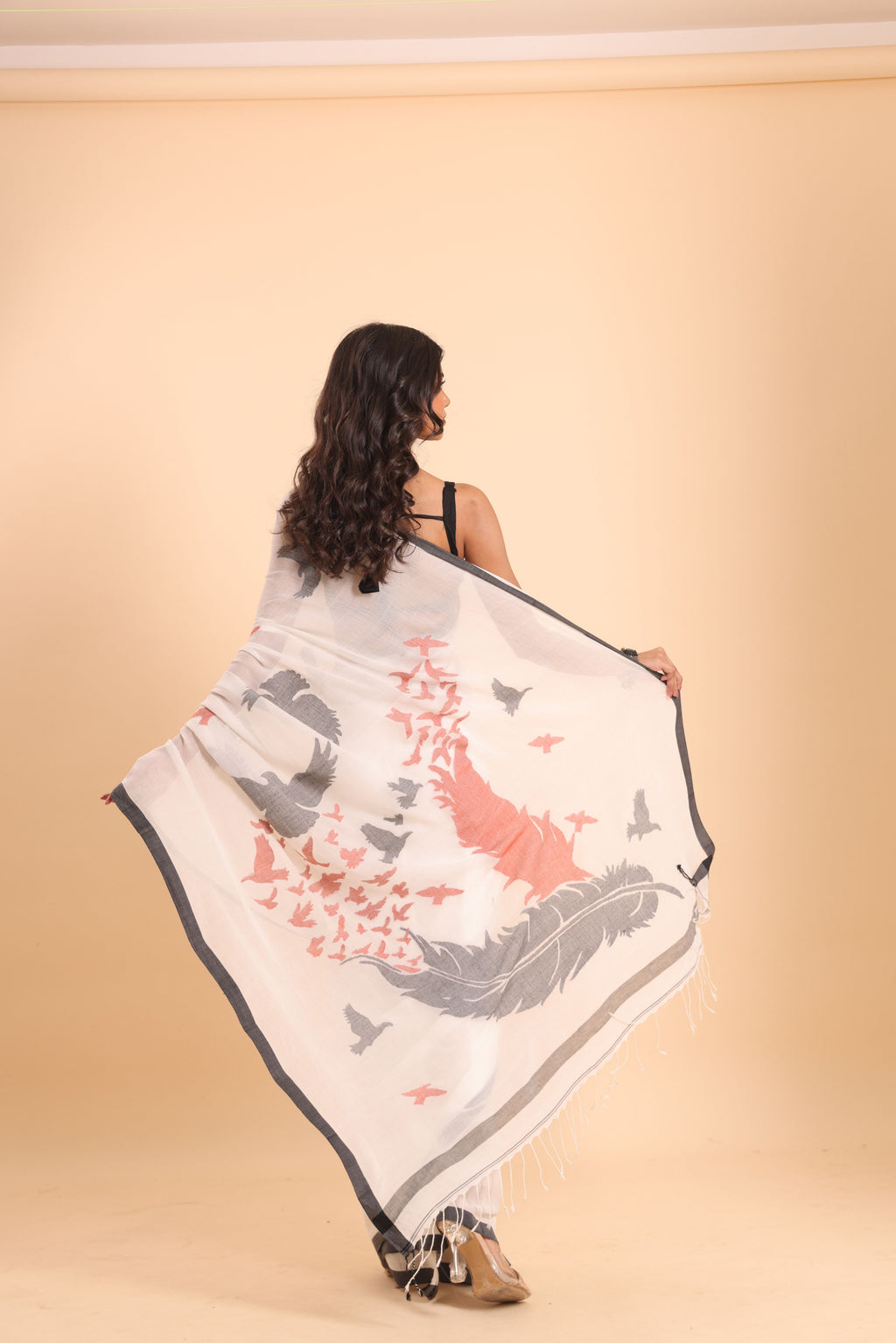 Handloom Cotton Happy Bird Jamdani Saree - Off White