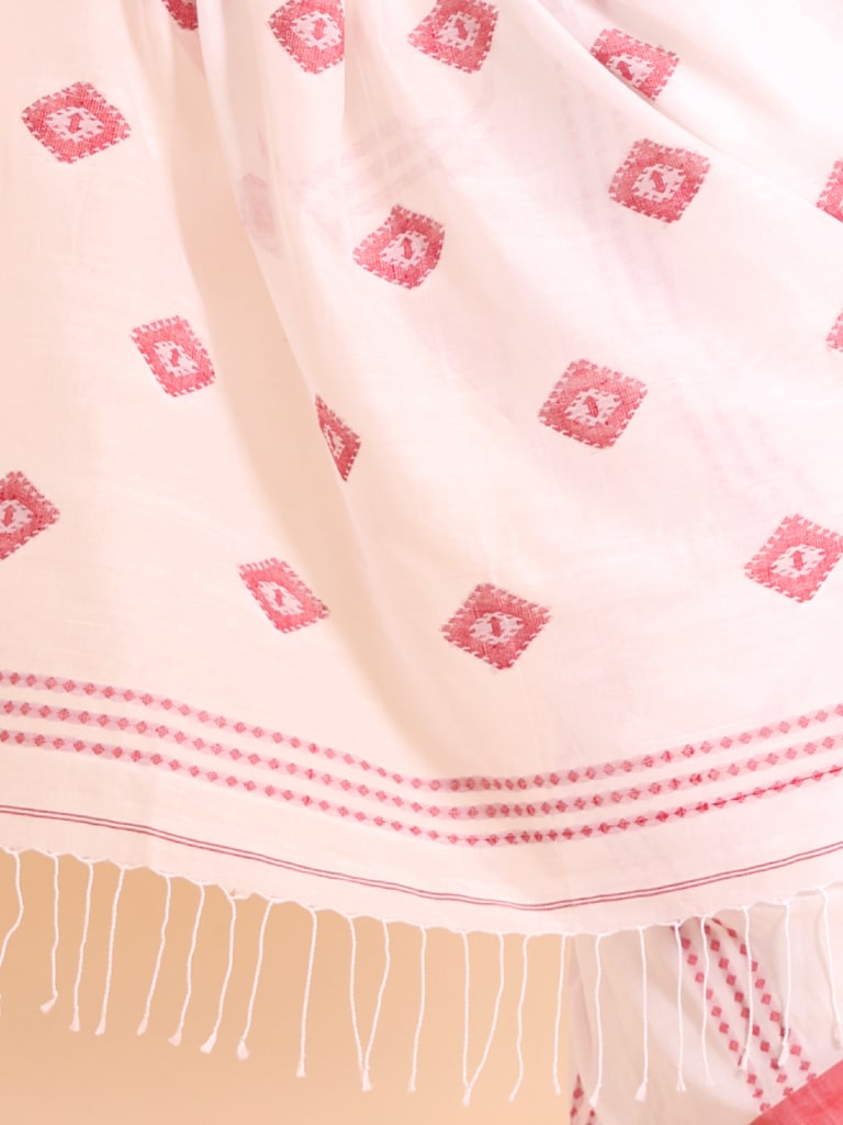 Handloom Chain Daimond Jamdani Saree - Off White